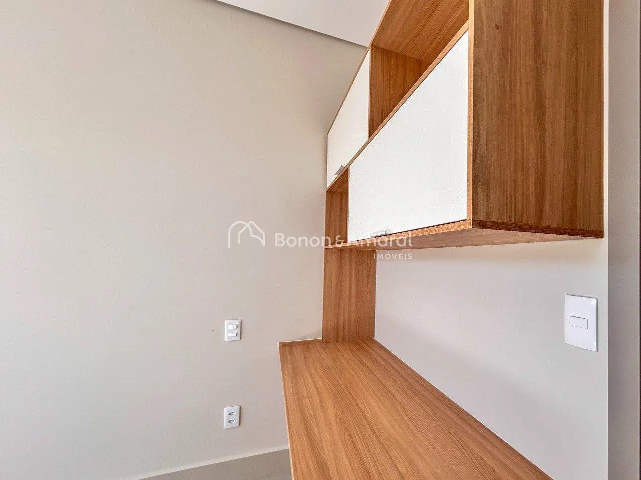 Imagem Casa com 4 suítes à venda no Condomínio Residencial Santorini - Paulínia/SP.
