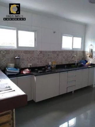 Imagem Casa com 4 quartos, 260 m², à venda por R$ 1.5990,00
