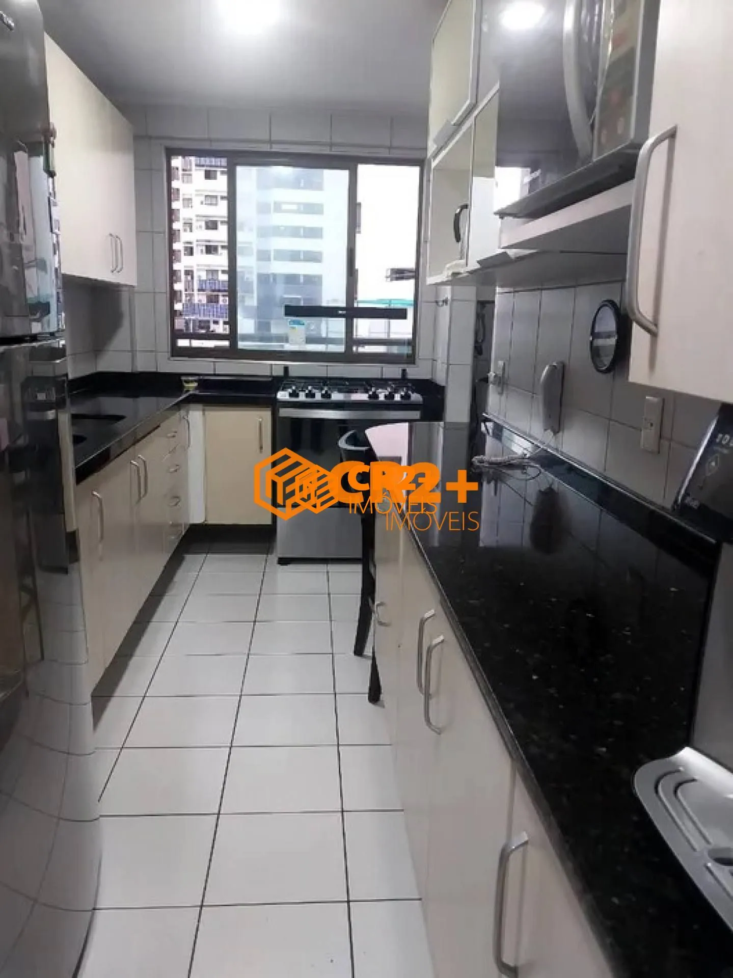 Imagem Apartamento a Venda com 04 quartos 03 suítes na Encruzilhada - 167m² em Recife