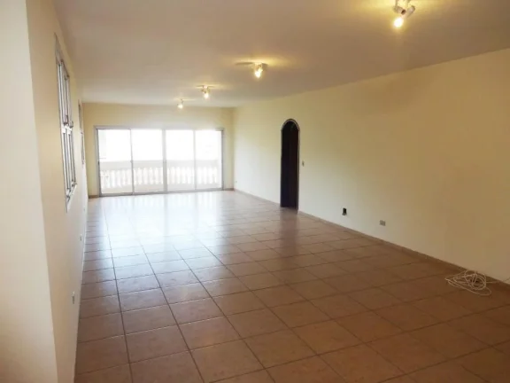 Imagem Apartamento amplo muito bem localizado no Centro com excelente estrutura, com 3 quartos, todos com a...