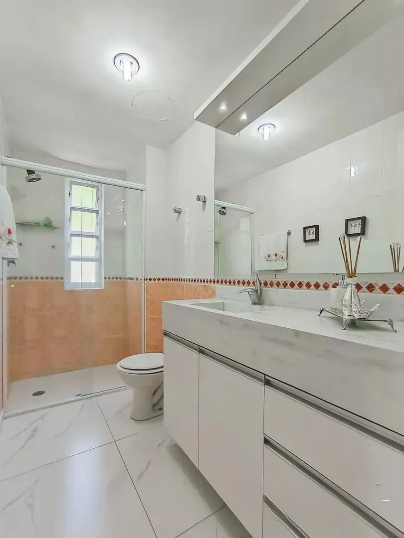 Imagem Apartamento de 3 dormitórios á venda no Bairro Bela Vista - Porto Alegre