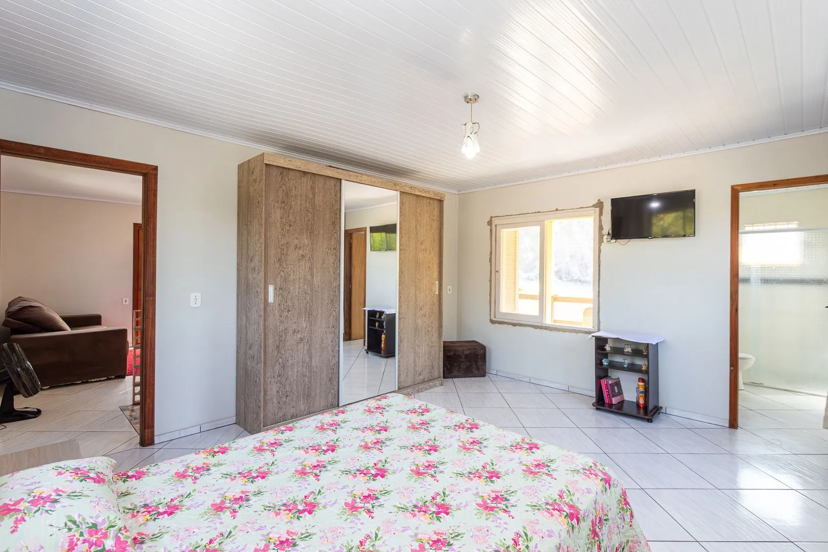 Imagem Casa sobrado em Viamão com loja e apartamento