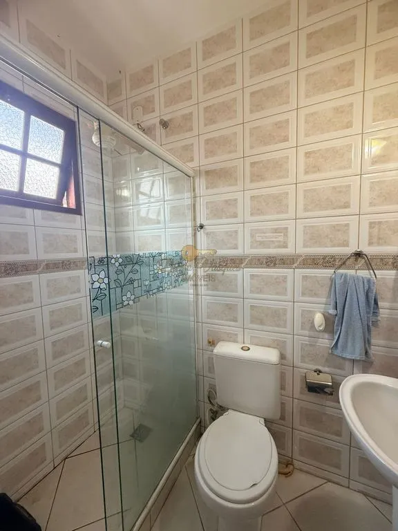 Imagem Casa em Condomínio para Venda em Teresópolis / RJ no bairro Vargem Grande