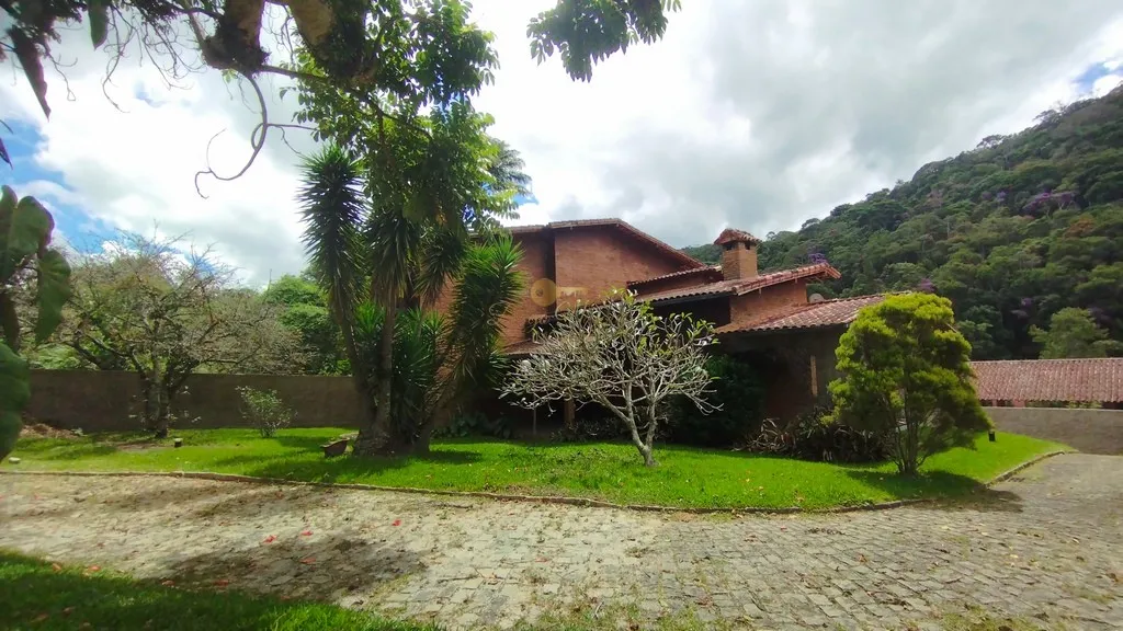 Imagem Casa para Venda em Teresópolis / RJ no bairro Albuquerque