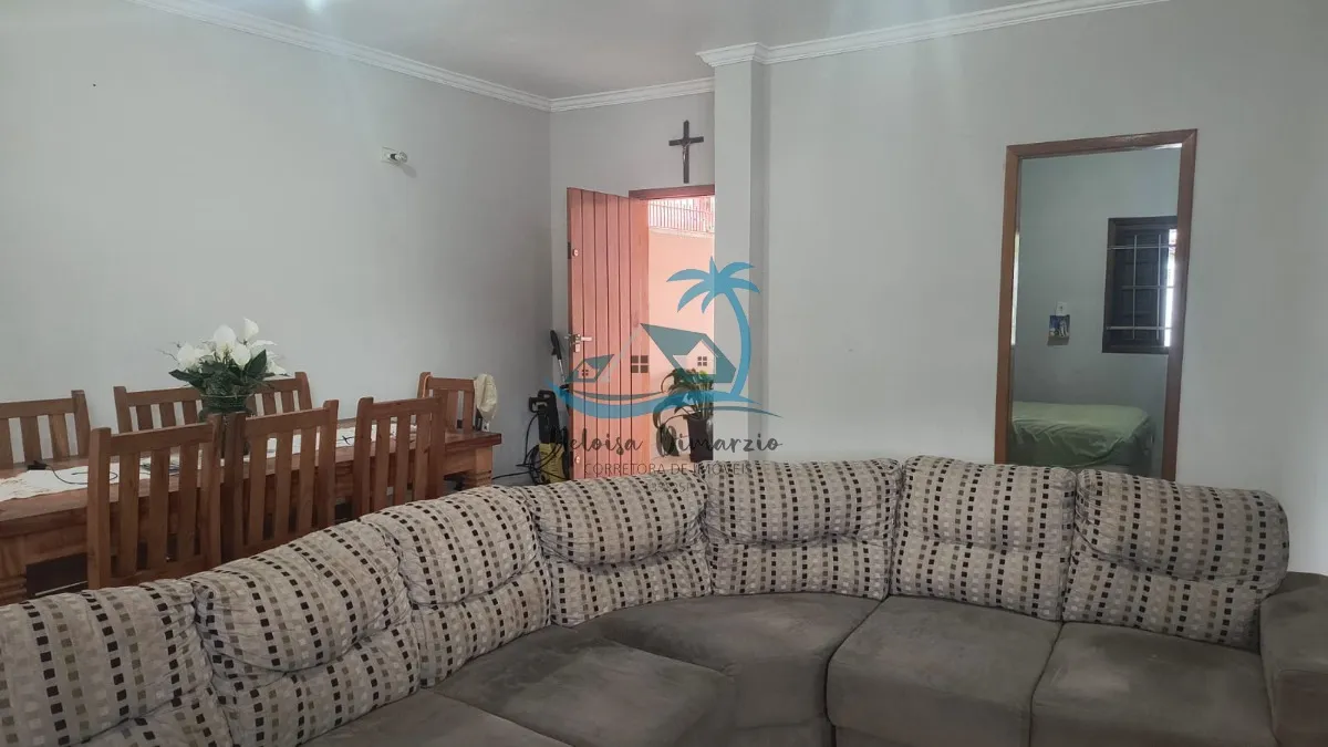 Imagem Excelente imóvel para investidor no Perequê-açu a apenas 250m do mar: 02 casas térreas, entrada por ruas separadas