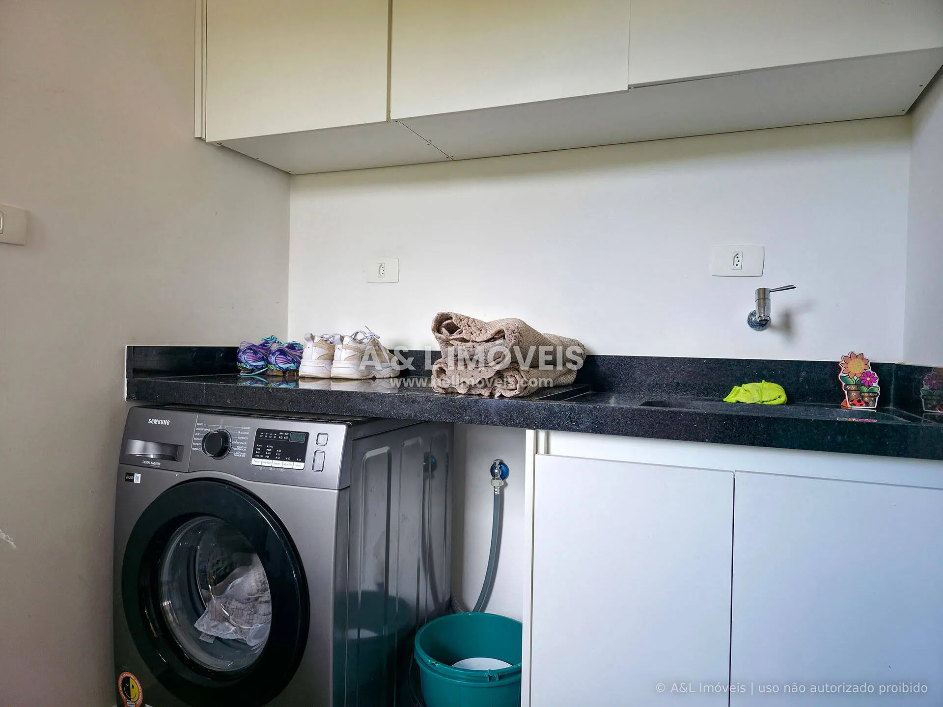 Imagem Casa em Condomínio | Campos do Jordão | 4 Suítes e Porteira Fechada