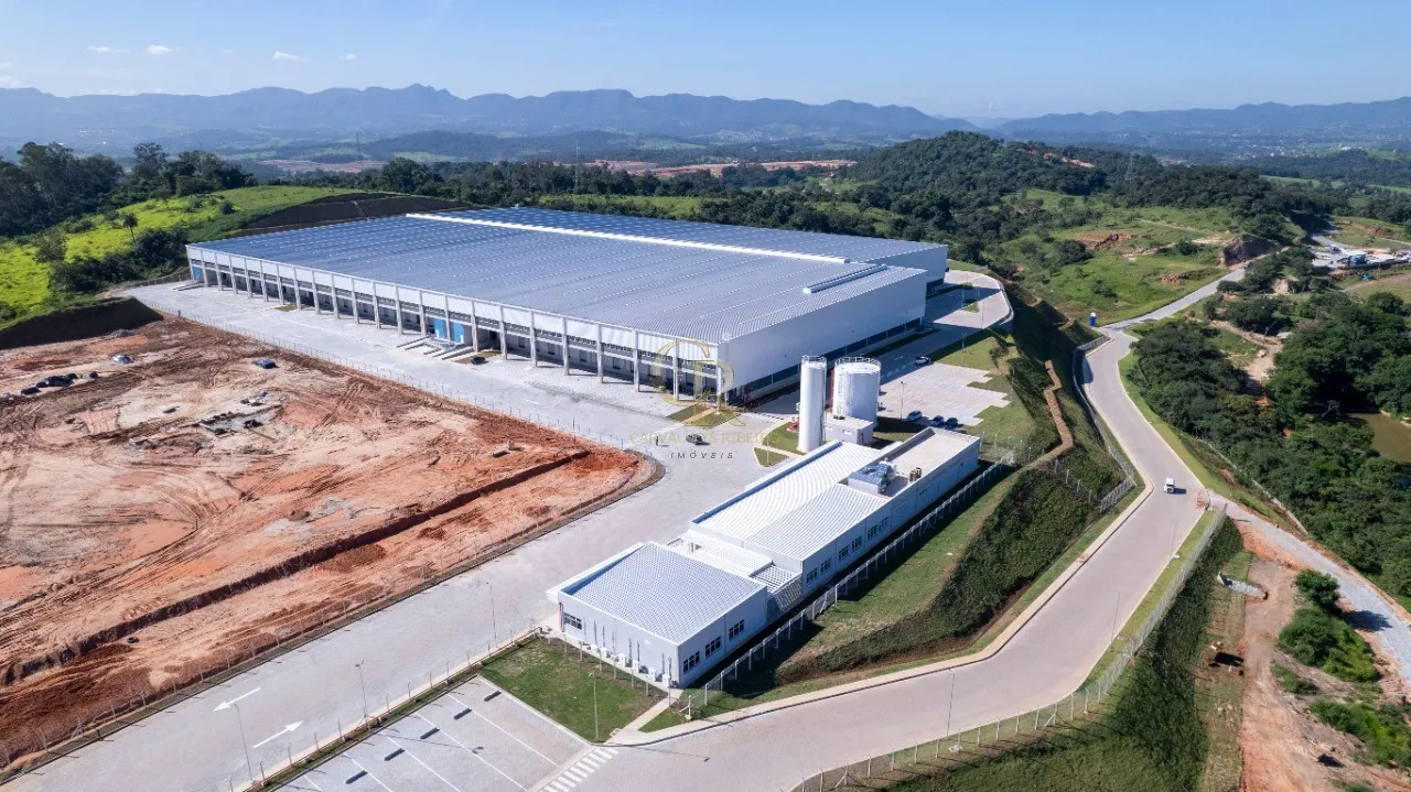 Imagem Galpão Industrial para Locação em Betim-MG, Bairro São Marcos! 43 Vagas de Garagem e 5.886,57 m² de Área!