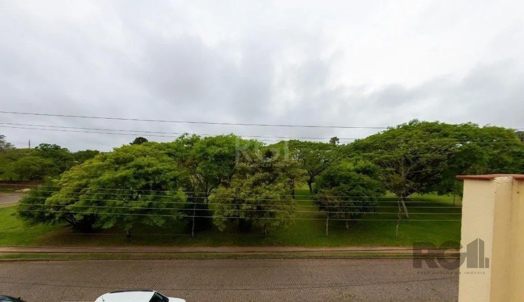 Imagem Casa para Venda - 450m², 4 dormitórios, sendo 3 suites, 5 vagas - Nonoai