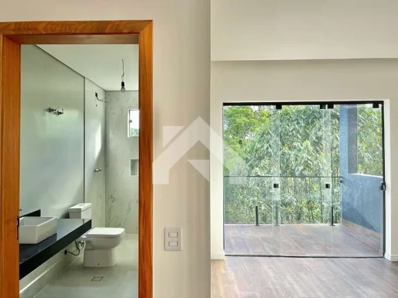 Imagem Casa de Condomínio em Golf Gardens - Carapicuíba