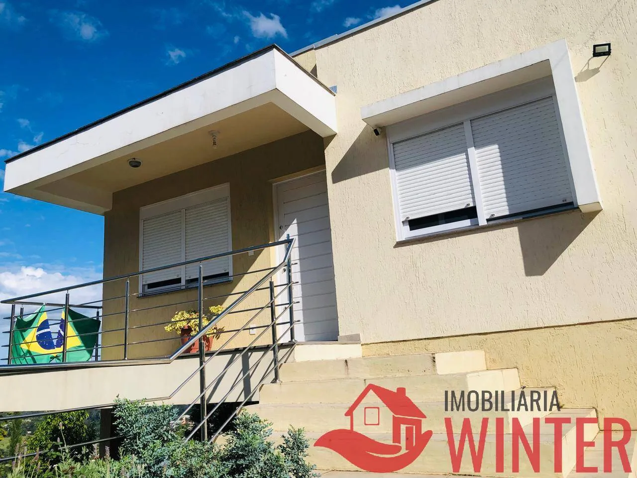 Foto do imóvel Linda casa com 199,14m² bairro Vila Nova, Vale Real.