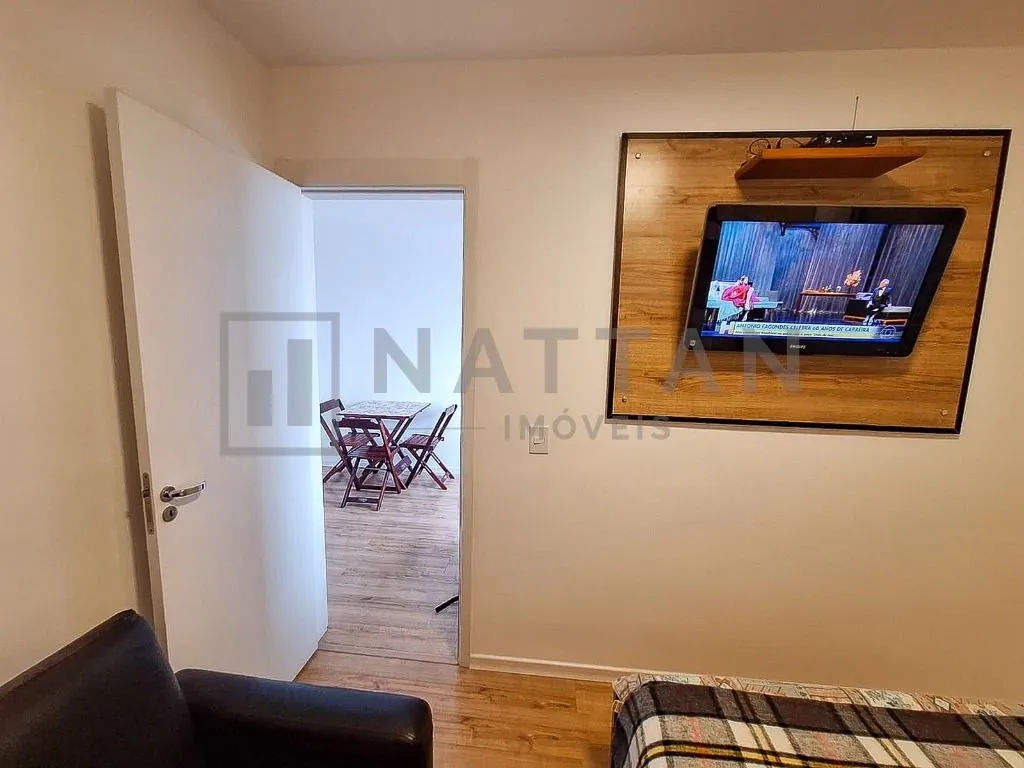 Imagem Apartamento para alugar no Brás com 2 dormitórios, 1 suíte, 52 m² e mobiliado