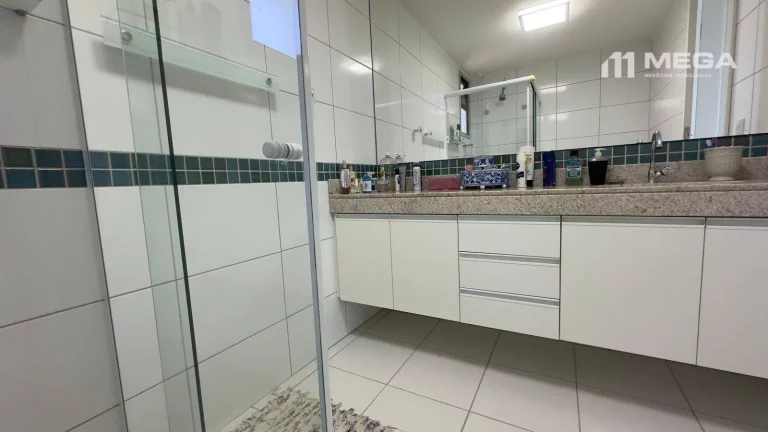 Imagem Apartamento com 4 dormitórios à venda, 273 m² por R$ 3.400.000,00 - Praia de Itaparica - Vila Velha/ES