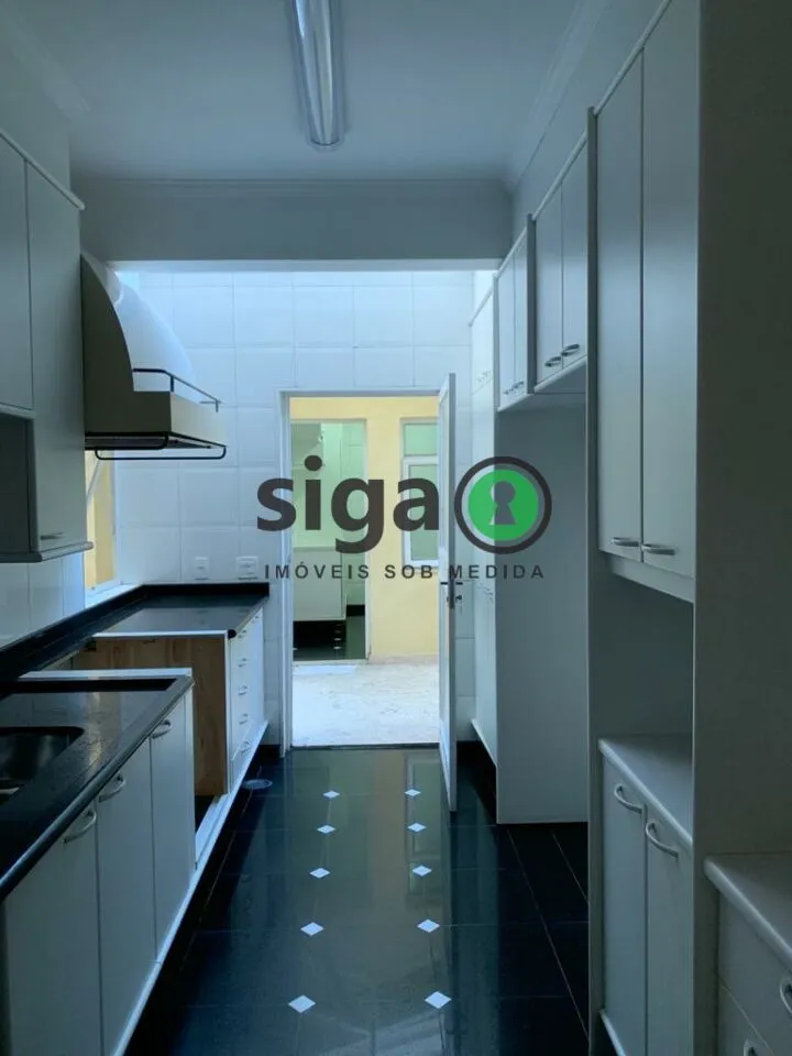 Imagem Casa Sobrado á Venda - 300 m², 3 suítes, 2 vagas no Jardim Paulistano !