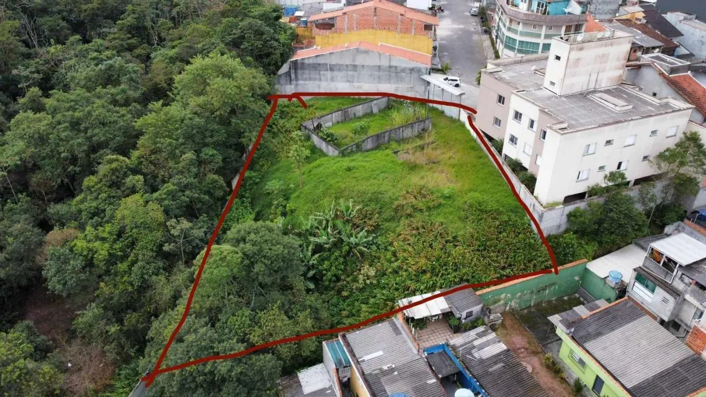 Imagem Terreno para Venda em Mauá / SP no bairro Jardim Nilza Miranda