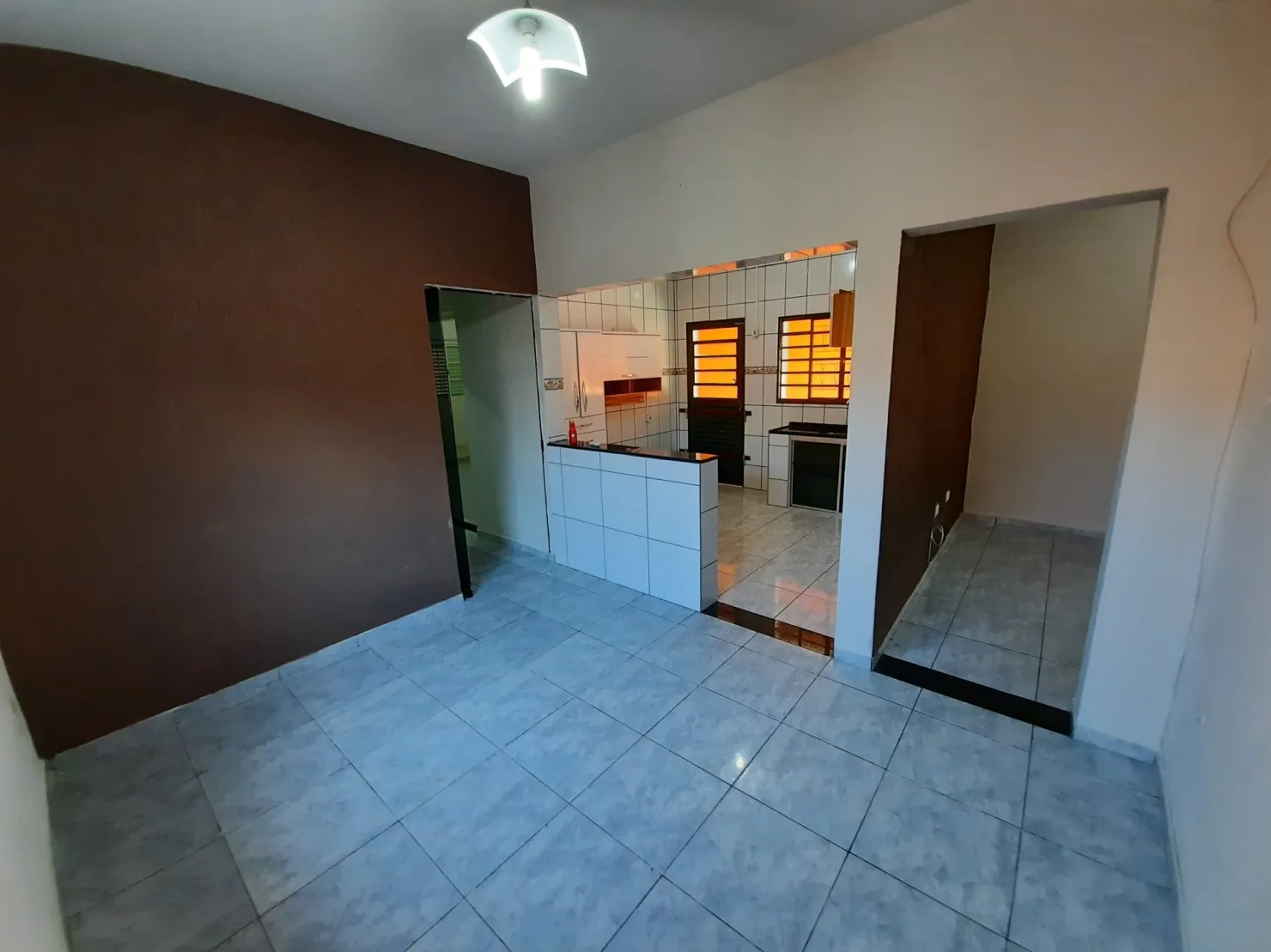 Imagem Casa à venda 3 Quartos, 2 Vagas, 300M², Laerte Assunção, Pindamonhangaba - SP