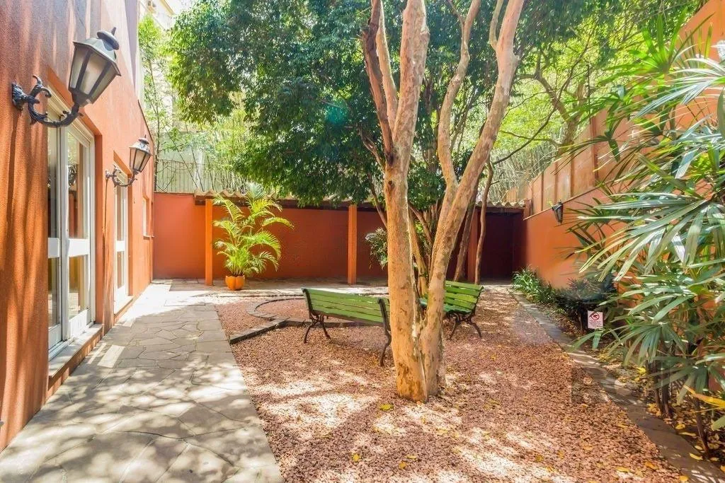 Imagem Casa em condomínio 110m² - 3 dormitórios sendo 1 suíte e 1 vaga de garagem no bairro Teresópolis
