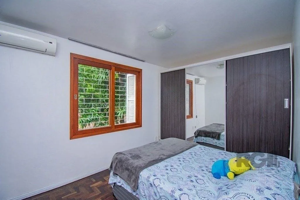 Imagem Excelente apartamento de 78m² com 3 dormitórios no bairro Petrópolis.
