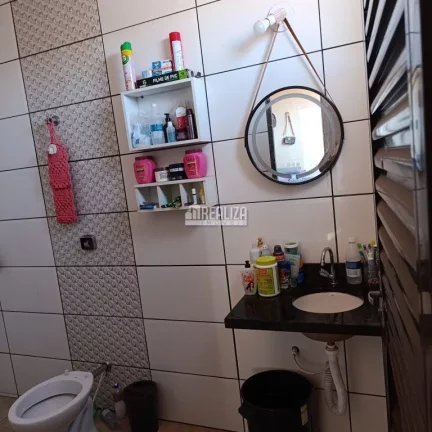 Imagem Casa à venda no bairro Jardim Espanha, em Uberaba