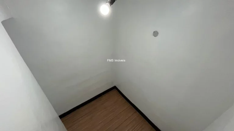 Imagem Apartamento à venda na Aclimação: 2 quartos, 1 suíte, 1 vaga de garagem, 74,18 m² de área em São Paulo-SP