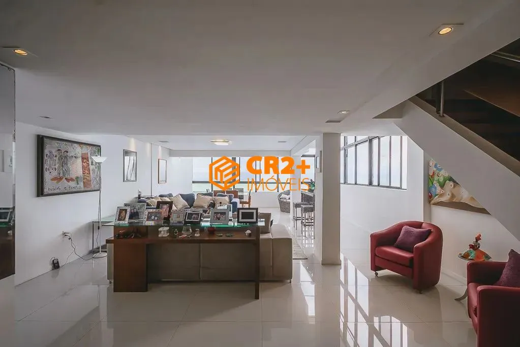 Imagem Cobertura a Venda 400m² com 4 Quartos, 2 Suítes + Dce e Piscina a Beira Mar - PO