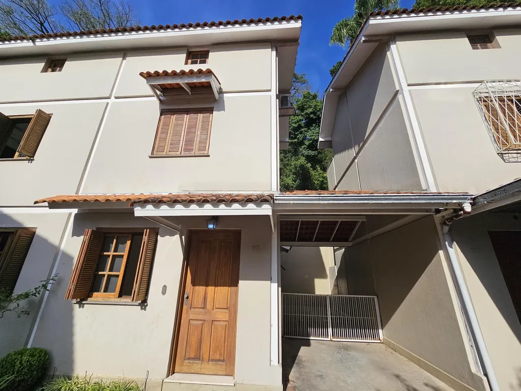 Imagem Casa de Condomínio em Teresópolis
