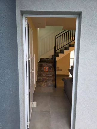 Imagem Sobrado com 2 dormitórios à venda, 80 m² por R$ 699.000,00 - Campos de Atibaia - Atibaia/SP