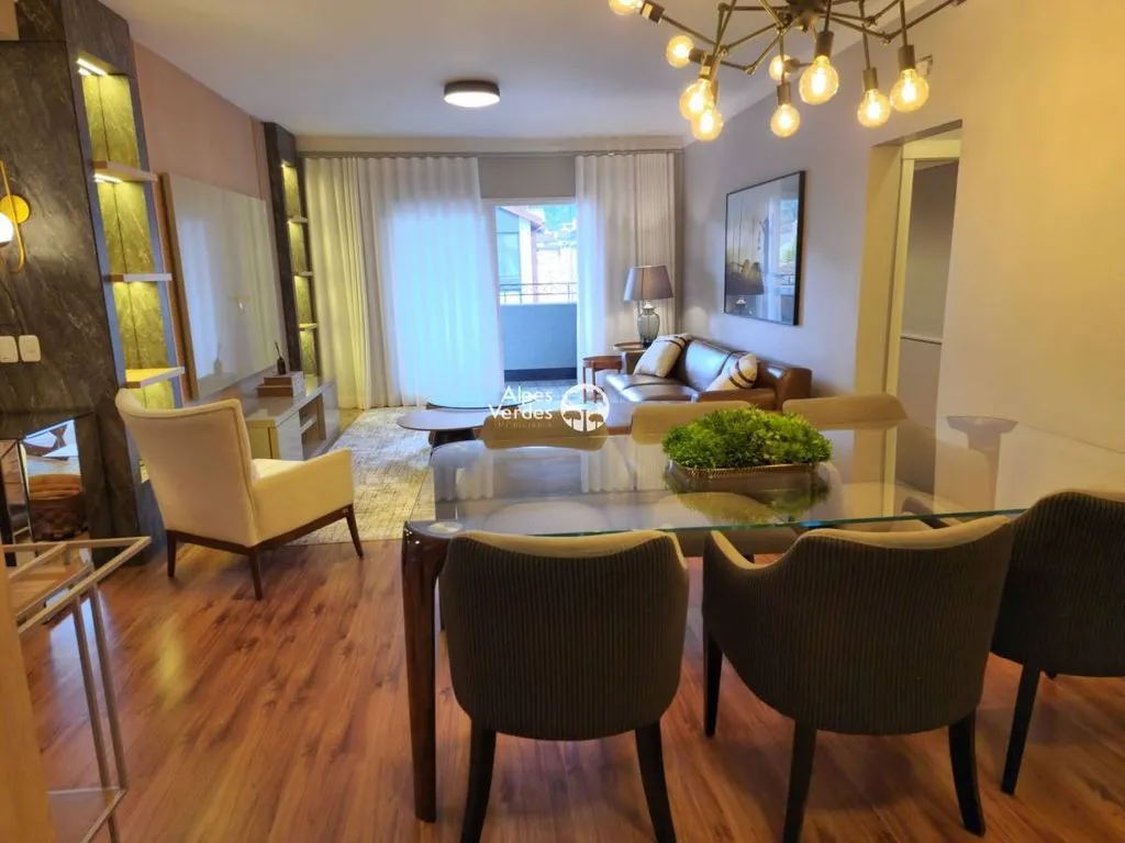 Imagem Vende-se apartamento no centro de Gramado-RS, com 3 quartos