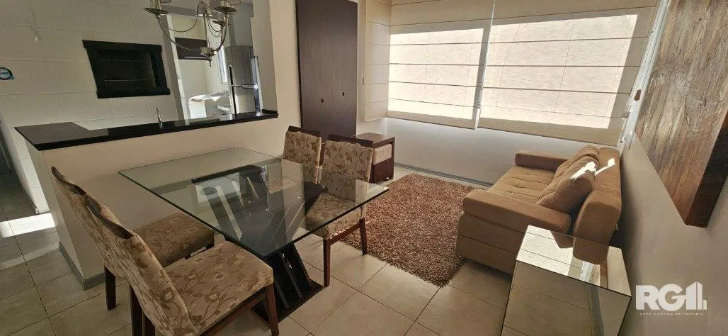 Imagem Lindo Apartamento Mobiliado de 1 domitório com 1 Suíte e Sacada