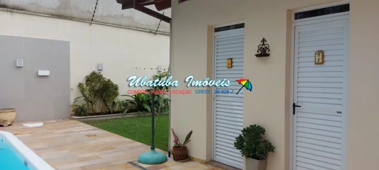 Imagem Linda casa condomínio fechado com 03 dormitórios e piscina