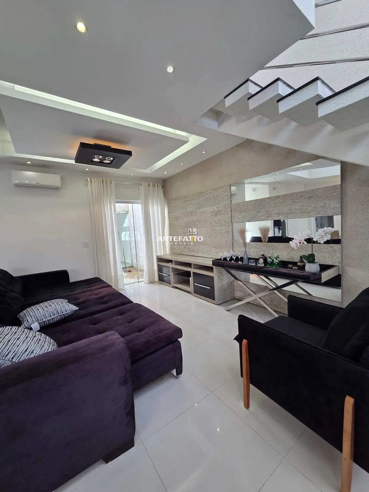 Imagem Sobrado à venda em Franca, Jardim Piratininga, com 4 quartos, 340m2
