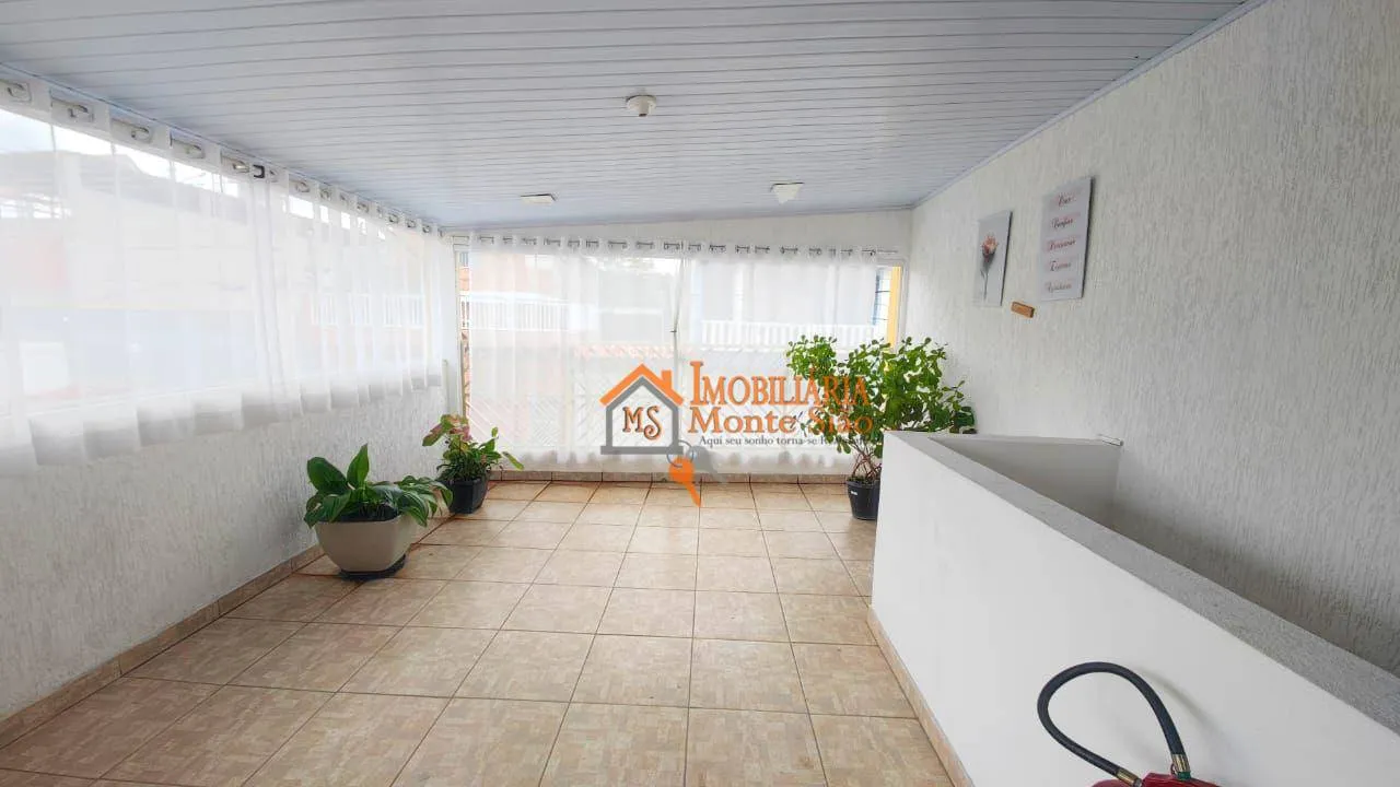 Imagem Sobrado com 3 dormitórios à venda, 250 m² por R$ 599.900,00 - Jardim São Domingos - Guarulhos/SP