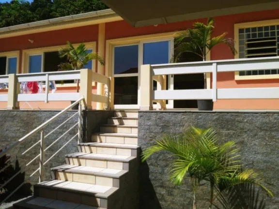 Imagem Casa com 3 Quartos à Venda, 300 m² em São Luiz - Criciúma