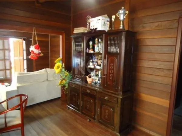 Imagem Casa para Venda - 110m², 3 dormitórios, sendo 1 suites, 3 vagas - Nonoai