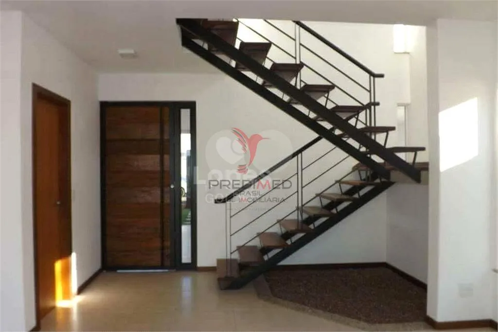 Imagem Casa de 3 quartos, 250m² no bairro Loteamento Porto Seguro, em Avaré