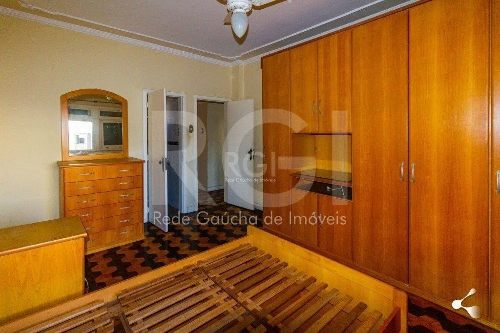 Imagem #Apartamento de 3 dormitórios com vaga de garagem no bairro Cidade Baixa.