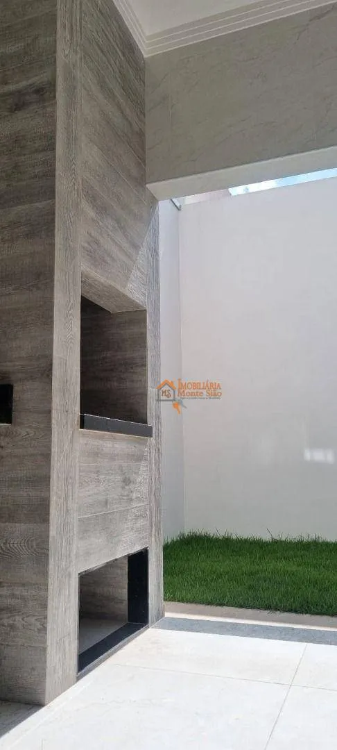 Imagem Sobrado com 3 dormitórios à venda, 114 m² por R$ 820.000,00 - Center Ville - Arujá/SP
