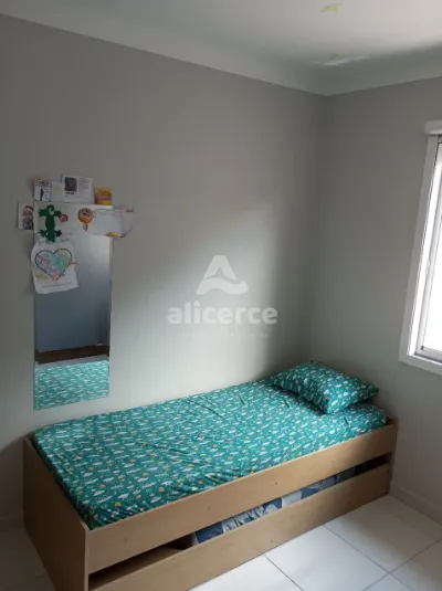 Imagem Casa à venda com 2 quartos , 70m² em Forquilhas São José
