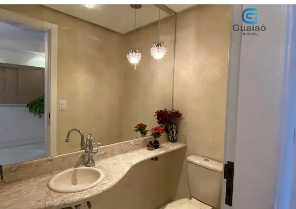 Imagem Vendo Espetacular Apartamento de Alto Padrão c/ 3 Suites na Praia de São Vicente