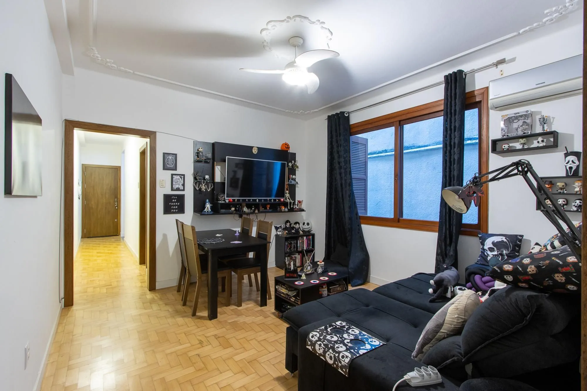 Imagem Apartamento Semi-mobiliado de 2 Quartos no Bairro Bom Fim