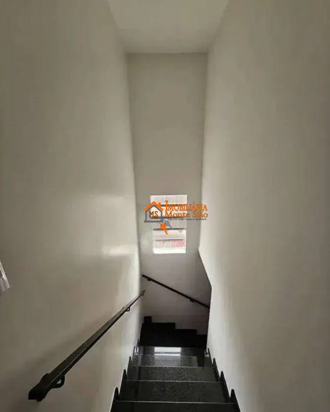 Imagem Sobrado com 5 dormitórios à venda, 130 m² por R$ 850.000 - Gopoúva - Guarulhos/SP