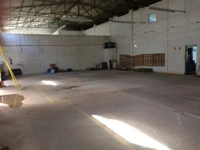 Imagem Galpão de 1.000m² em Terreno de 10.000m² no Distrito Industrial de Piedade