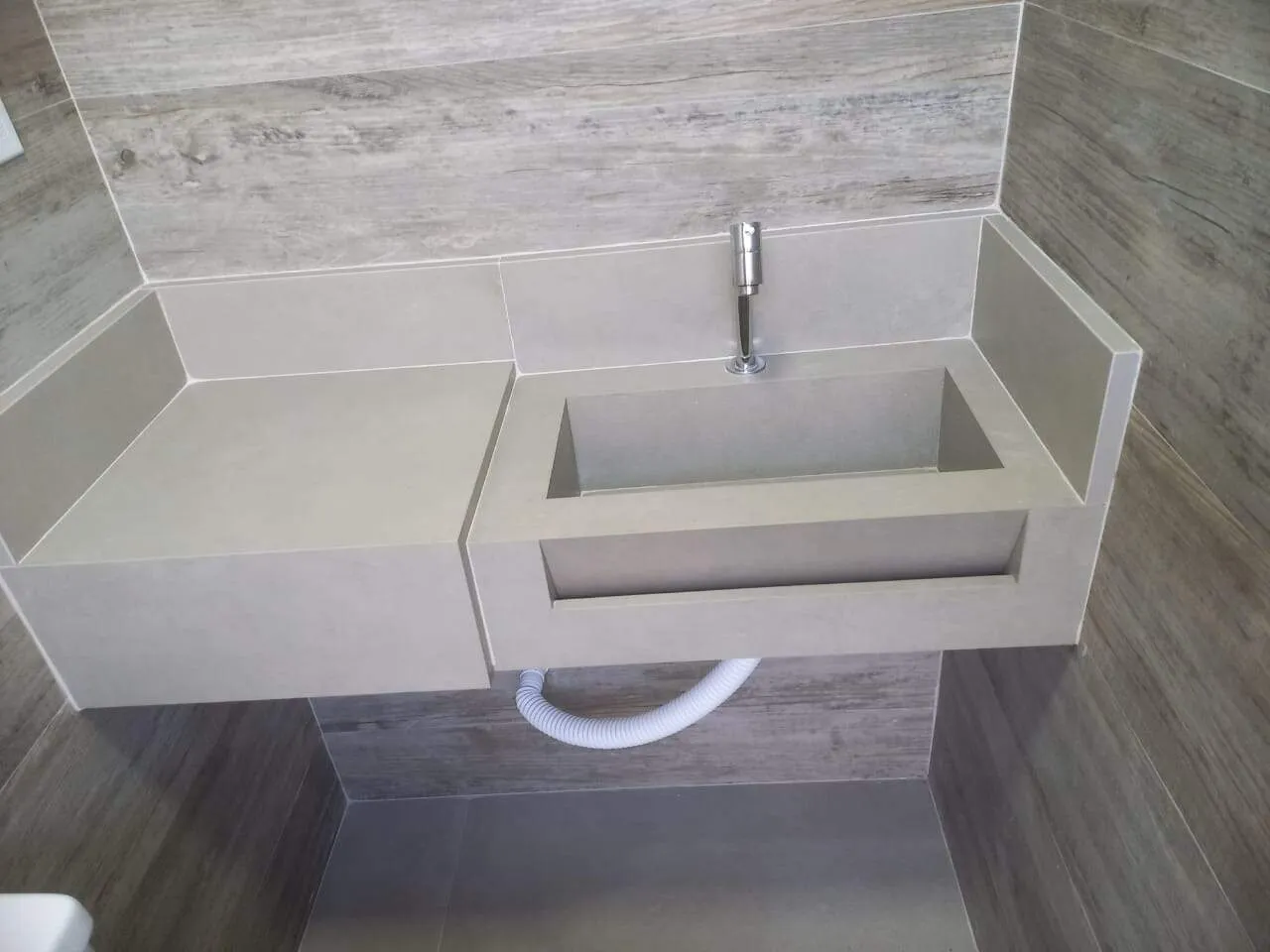 Imagem AMPLA+2QUARTOS+LAVABO+VAGA ESPAÇOSA