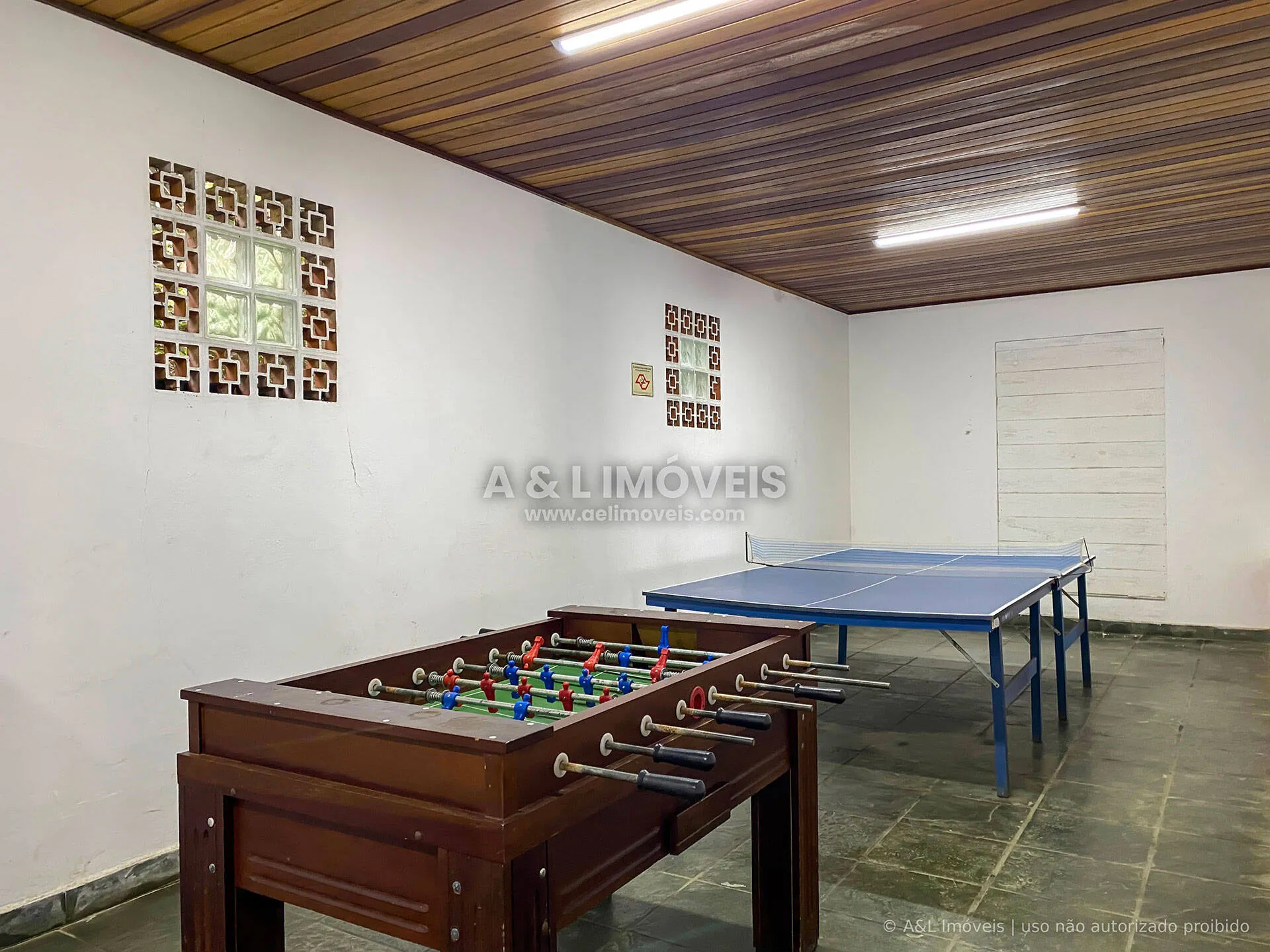 Imagem Apartamento Campos do Jordão | Térreo, Jardim, 3 Dorms. e Lareira
