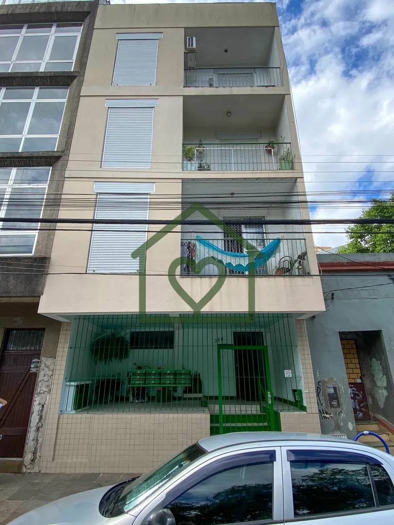 Imagem Apartamento 1 dormitório, com sacada, semi mobiliado, living 2 ambientes, cozinha e 1 banheiro soci...