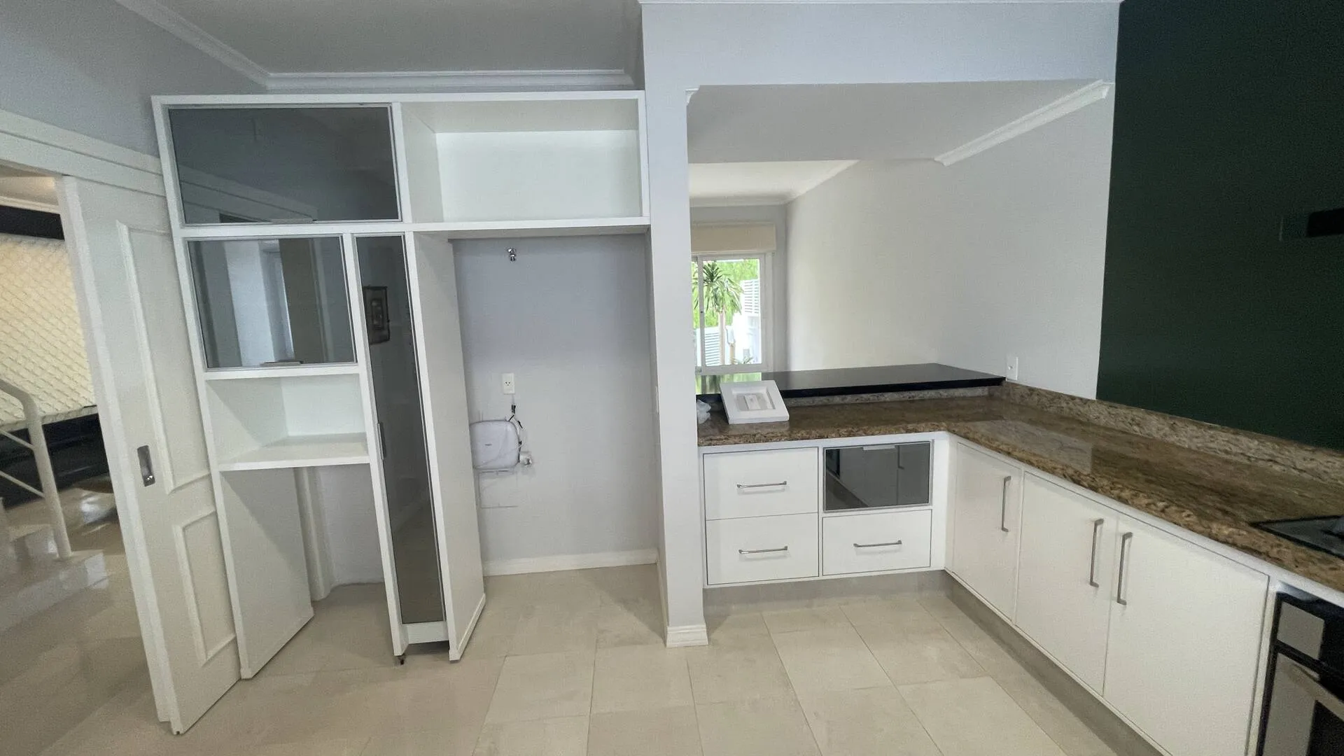 Imagem Casa Em Jurerê - 600 metros da praia