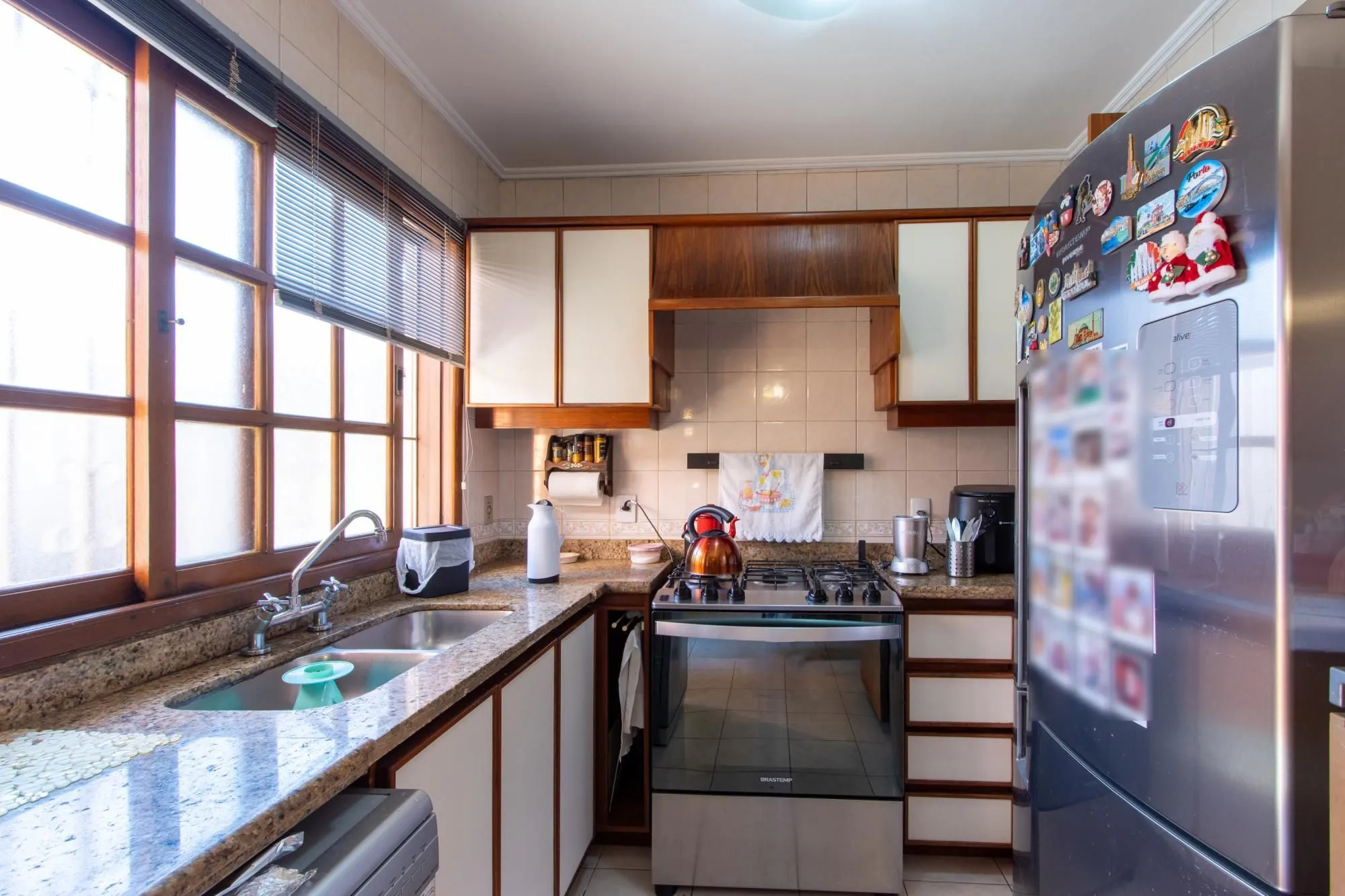 Imagem CASA EM CONDOMÍNIO NO BAIRRO IPANEMA - 4 DORMITÓRIOS (2 SUÍTES) - 2 VAGAS