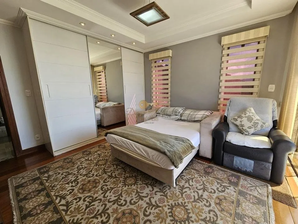 Imagem Casa em Condomínio para Venda em Teresópolis / RJ no bairro Várzea