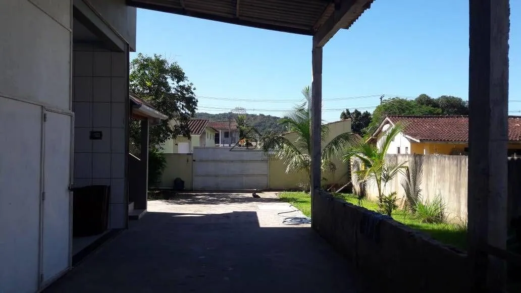 Imagem Casa para Venda em Caraguatatuba, Massaguaçu, 7 dormitórios, 6 suítes, 9 banheiros, 13 vagas