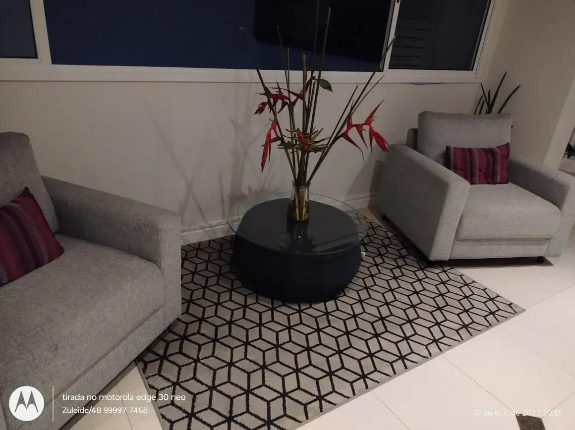 Imagem Apartamento com 2 Quartos à Venda, Locação ou Temporada, 68 m² em Centro - Florianópolis