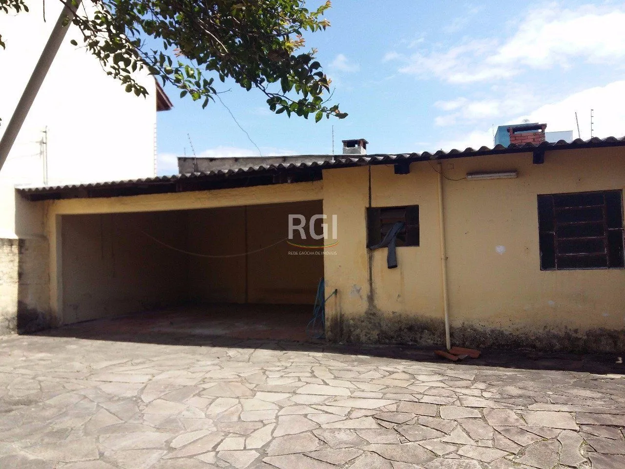 Imagem Casa para Venda - 190m², 3 dormitórios, 2 vagas - Medianeira
